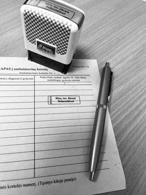 Kam reikalingas spaudas dailės terapeutui?